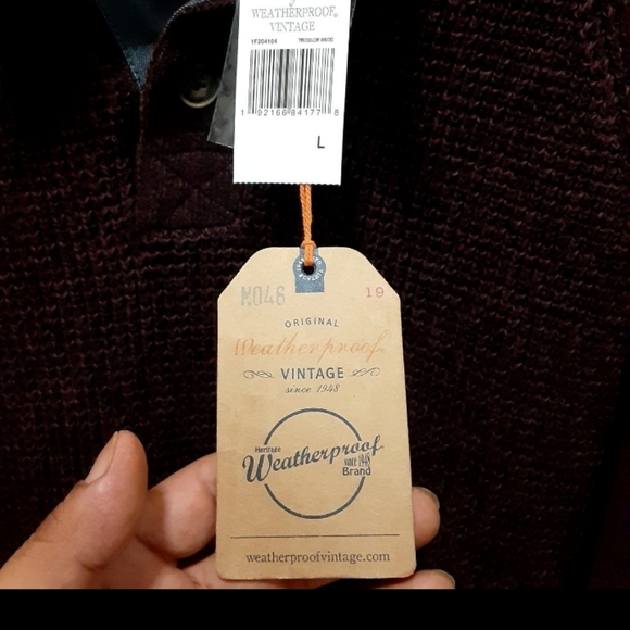 Vintage weatherproof pullover sweater. Size Large - Picture 7 of 9